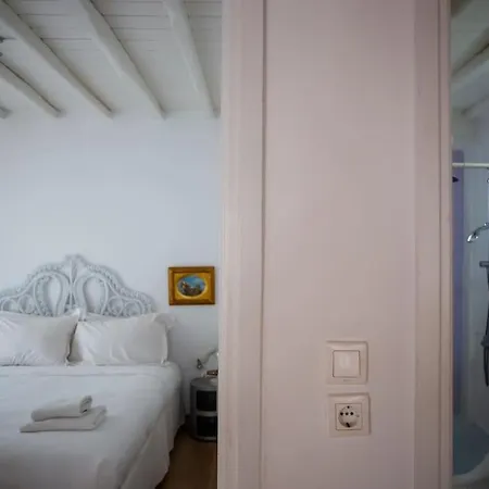 Mykonian Style W Shared Pool 8 & 9 Ornos (Mykonos)