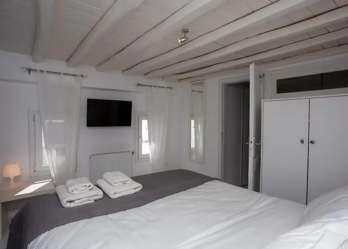 Hébergement de vacances Mykonian Style W Shared Pool 8 & 9 *